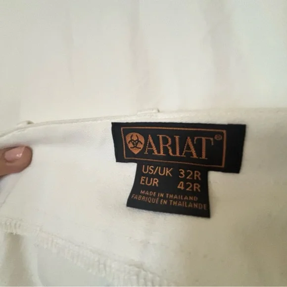 Ariat Cream Equestrian Breech Pants - Picture 2 of 5